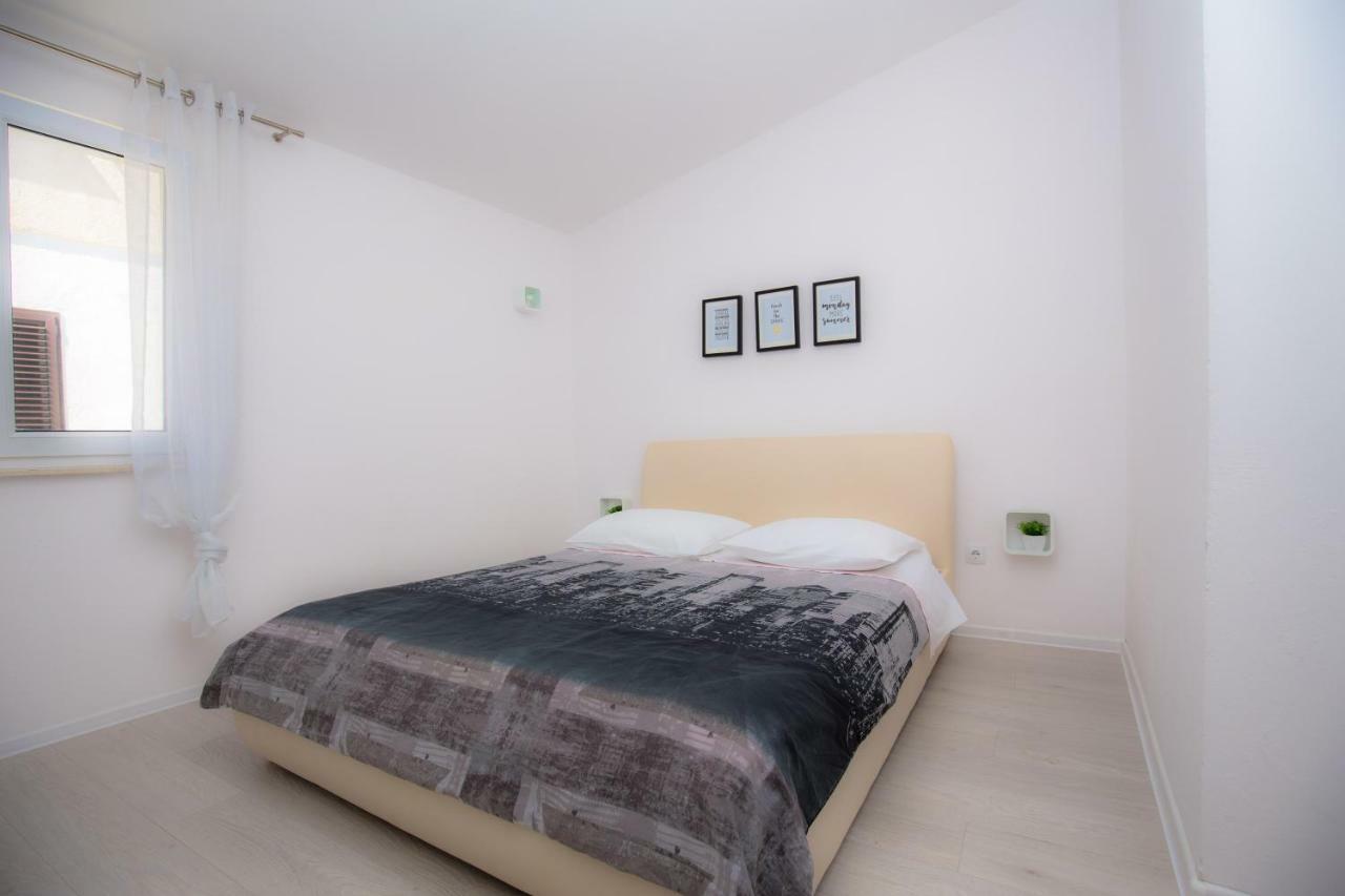 Apartman Marko Primošten Zewnętrze zdjęcie